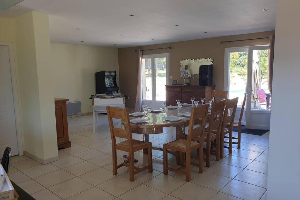 Herry Villa Avec Piscine, Jacuzzi Et Vue Imprenable ! מראה חיצוני תמונה
